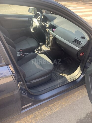 Opel Astra 2006, 211,000 km - 1.3 л - Ağstafa