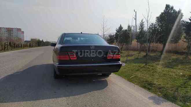 Mercedes E 320 2000, 481,000 km - 3.2 l - Bakı