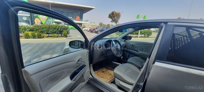 Nissan Sunny 2014, 285,000 km - 1.5 l - Bakı