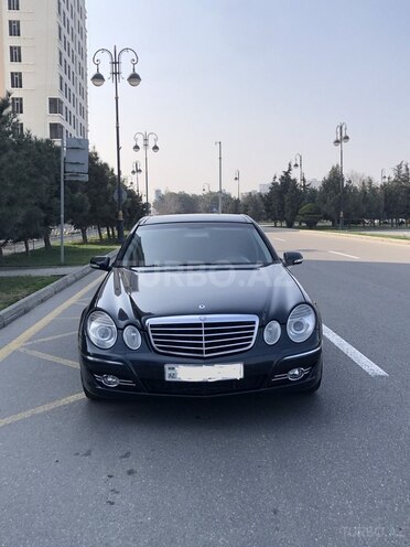 Mercedes E 270 2002, 241,000 km - 2.7 l - Bakı