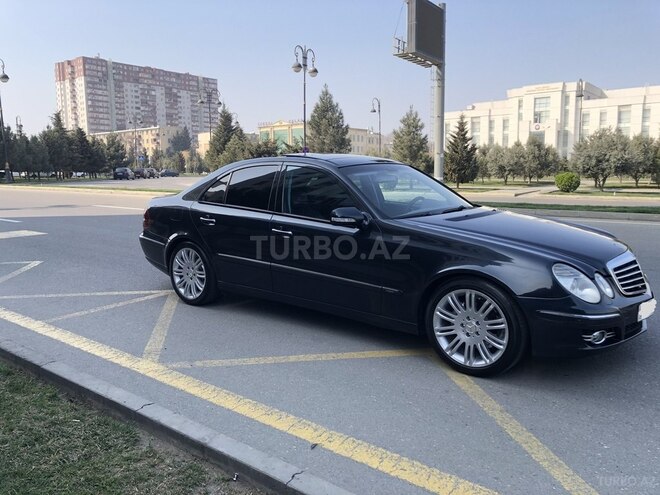 Mercedes E 270 2002, 241,000 km - 2.7 l - Bakı