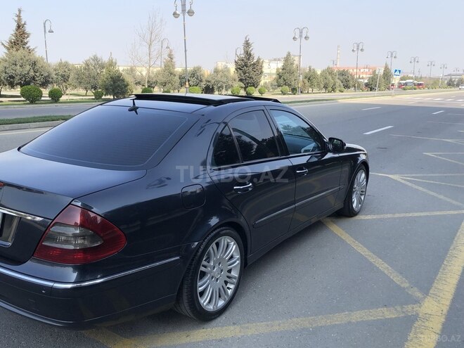 Mercedes E 270 2002, 241,000 km - 2.7 l - Bakı