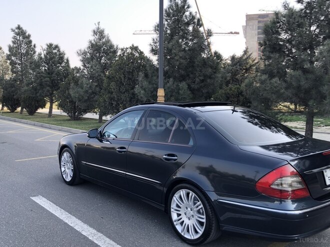 Mercedes E 270 2002, 241,000 km - 2.7 l - Bakı