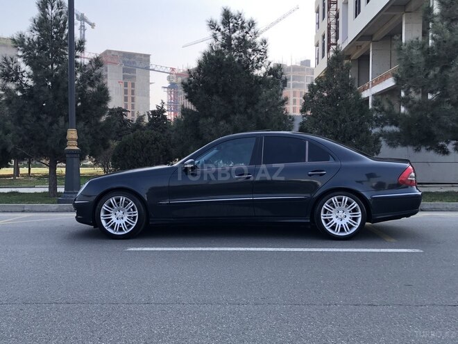 Mercedes E 270 2002, 241,000 km - 2.7 l - Bakı