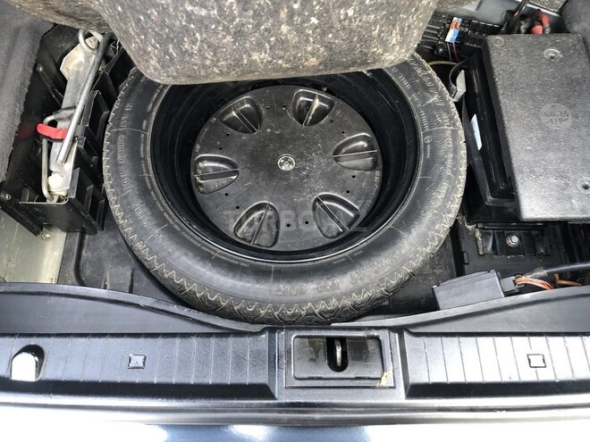Mercedes E 270 2002, 241,000 km - 2.7 l - Bakı