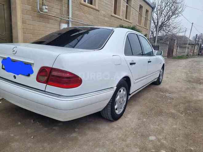 Mercedes E 240 1998, 458,121 km - 2.4 l - Şəmkir