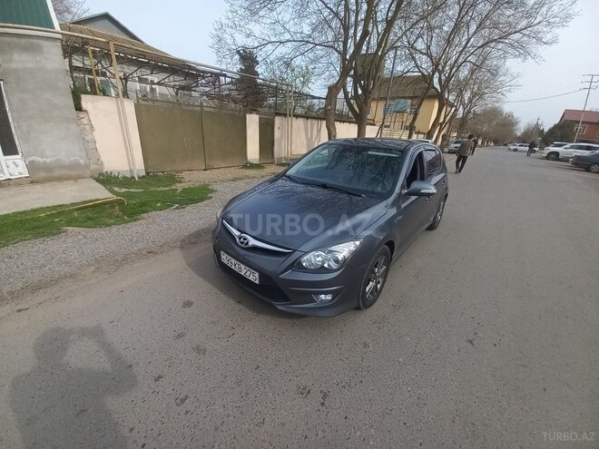 Hyundai i30 2010, 213,000 km - 1.6 l - Biləsuvar