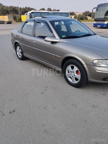 Opel Vectra 1999, 253,252 km - 1.8 л - Bakı
