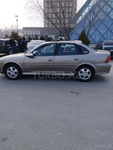 Opel Vectra 1999, 253,252 km - 1.8 л - Bakı