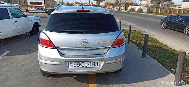 Opel Astra 2006, 210,000 km - 1.4 л - Bakı