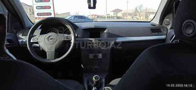 Opel Astra 2006, 210,000 km - 1.4 л - Bakı