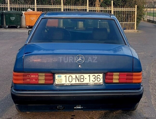 Mercedes 190 1990, 245,000 km - 2.5 л - Bakı