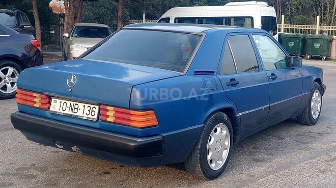 Mercedes 190 1990, 245,000 km - 2.5 л - Bakı