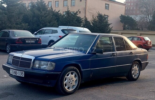 Mercedes 190 1990, 245,000 km - 2.5 л - Bakı