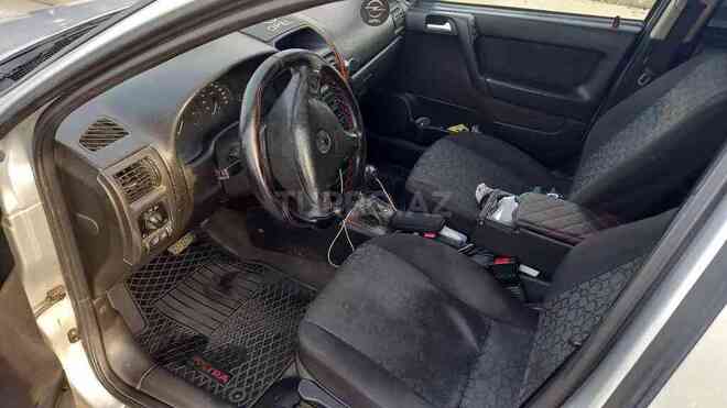 Opel Astra 2000, 425,000 km - 1.6 l - Bakı