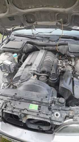 BMW 523 1996, 325,693 km - 2.5 л - Balakən