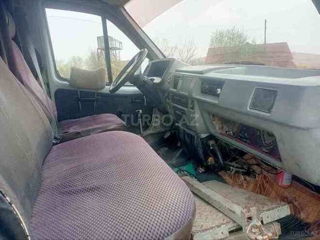 GAZ 3302-744 1998, 100,900 km - 2.3 l - Saatlı