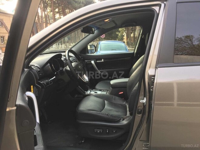 Kia Sorento 2011, 299,000 km - 2.0 л - Bakı