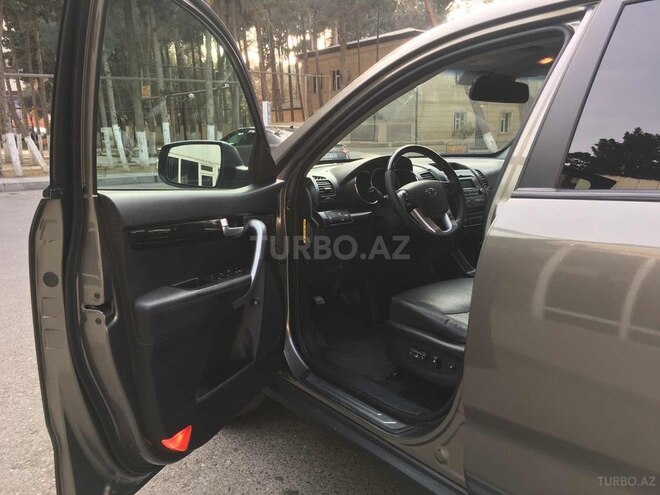 Kia Sorento 2011, 299,000 km - 2.0 л - Bakı