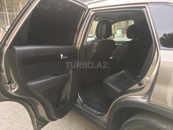 Kia Sorento 2011, 299,000 km - 2.0 л - Bakı