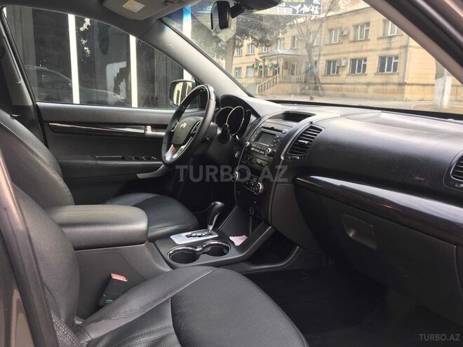 Kia Sorento 2011, 299,000 km - 2.0 л - Bakı