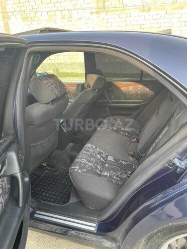 Mercedes E 240 1998, 390,000 km - 2.4 l - Bakı