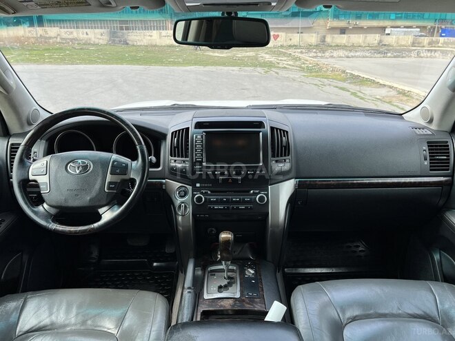 Toyota Land Cruiser 2009, 273,057 km - 5.7 l - Bakı
