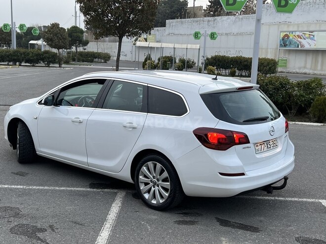 Opel Astra 2012, 234,852 km - 1.4 l - Bakı
