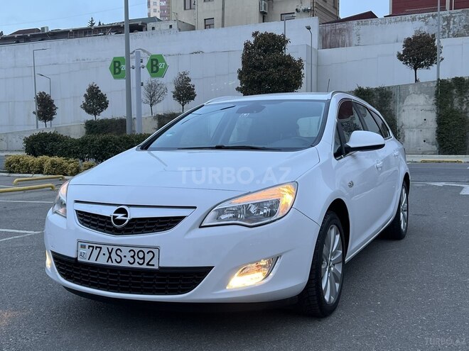 Opel Astra 2012, 234,852 km - 1.4 l - Bakı