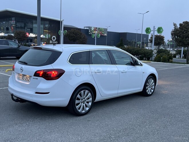 Opel Astra 2012, 234,852 km - 1.4 l - Bakı