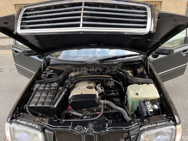 Mercedes C 200 1999, 267,000 km - 2.0 л - Sumqayıt