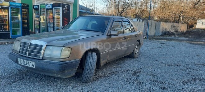 Mercedes E 200 1989, 222,222 km - 2.0 l - İsmayıllı