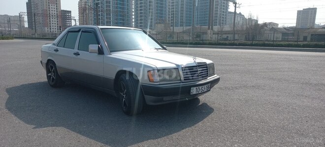 Mercedes 190 1991, 250,000 km - 2.3 л - Bakı