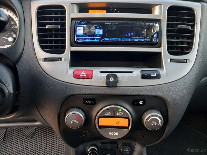 Kia Rio 2006, 305,757 km - 1.5 л - Bakı