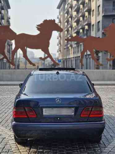 Mercedes E 240 1998, 311,000 km - 2.4 l - Bakı