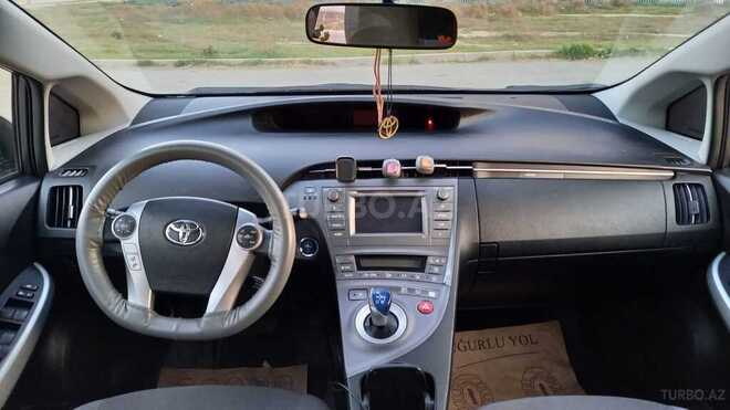 Toyota Prius 2012, 318,000 km - 1.8 l - Bakı