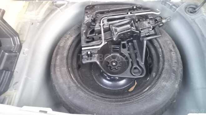 Toyota Prius 2012, 318,000 km - 1.8 l - Bakı