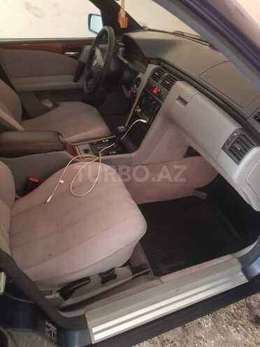 Mercedes E 230 1996, 465,000 km - 2.3 l - Mingəçevir