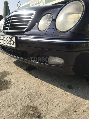 Mercedes E 220 2000, 265,807 km - 2.2 l - Bakı