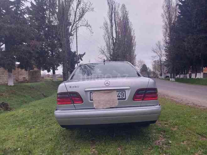 Mercedes E 230 1996, 258,044 km - 2.3 л - Lənkəran