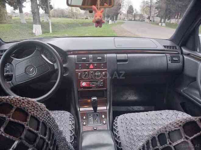 Mercedes E 230 1996, 258,044 km - 2.3 л - Lənkəran