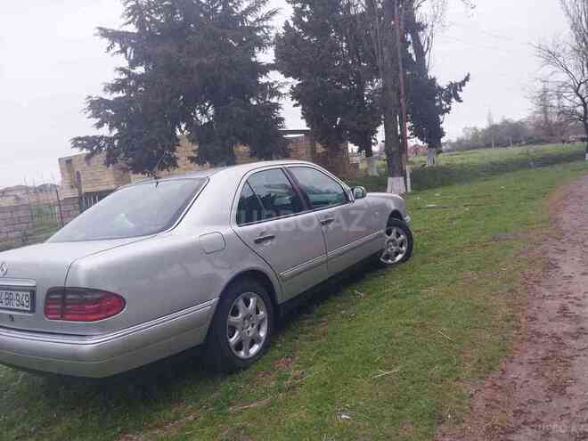 Mercedes E 230 1996, 258,044 km - 2.3 л - Lənkəran