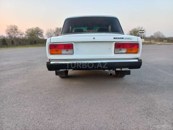 LADA (VAZ) 2107 2005, 250,000 km - 1.6 l - Sabirabad