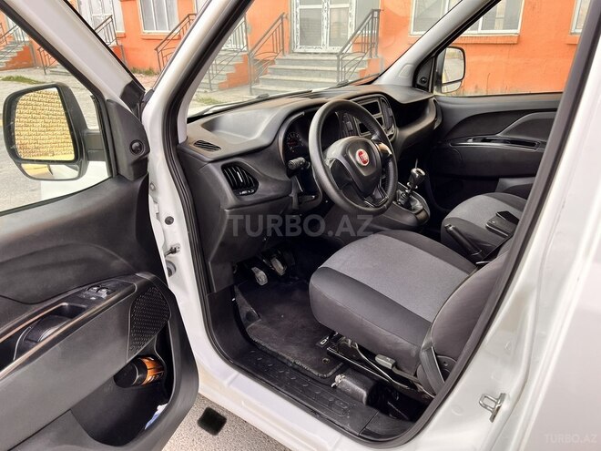 Fiat Doblo 2016, 167,300 km - 1.4 l - Bakı