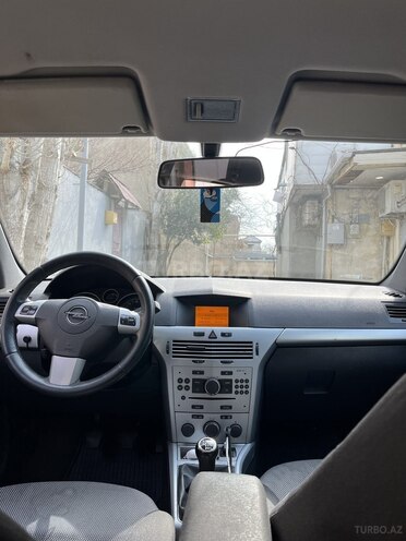 Opel Astra 2009, 205,000 km - 1.3 l - Bakı