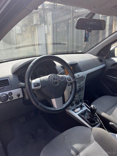 Opel Astra 2009, 205,000 km - 1.3 l - Bakı