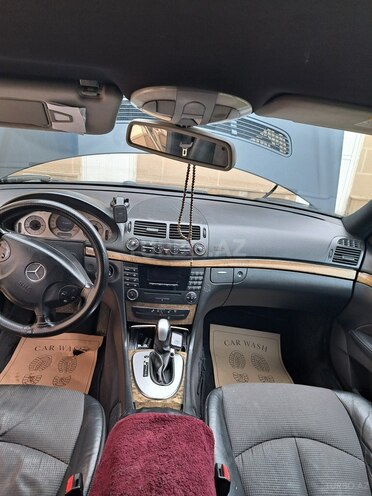 Mercedes E 220 2005, 287,260 km - 2.2 л - Gədəbəy