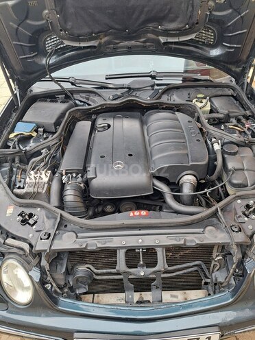 Mercedes E 220 2005, 287,260 km - 2.2 л - Gədəbəy