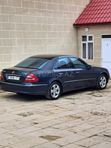 Mercedes E 220 2005, 287,260 km - 2.2 л - Gədəbəy