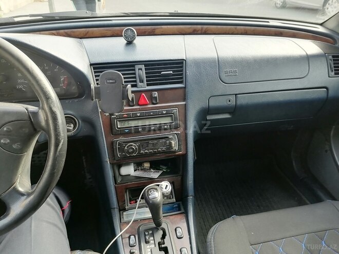 Mercedes C 220 1997, 402,000 km - 2.2 l - Bakı